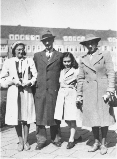 Die Familie Frank, Amsterdam, 1941